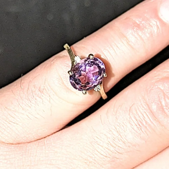 Antique C10 14 k gold diamond amethyst oval ring